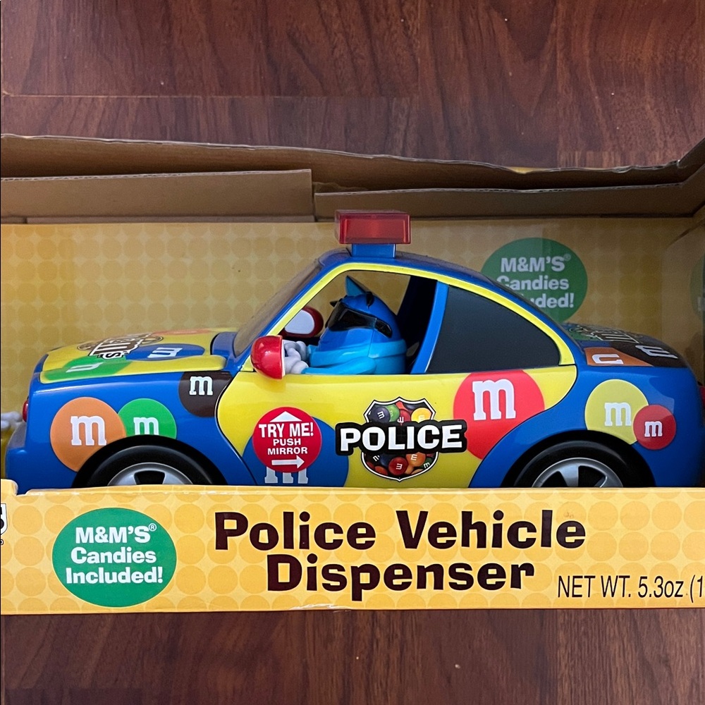 M&M Police Vehicle Car Dispenser - New in Box M&M'S Colorful Police Car